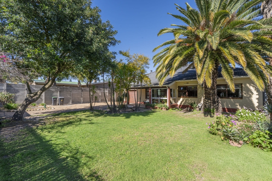 3 Bedroom Property for Sale in Protea Heights Western Cape